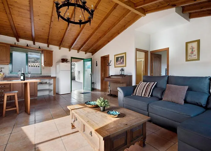 Tily Икод-де-лос-Винос